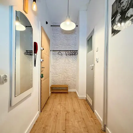 Apartment Dabrowskiego Centre By Bookinghost