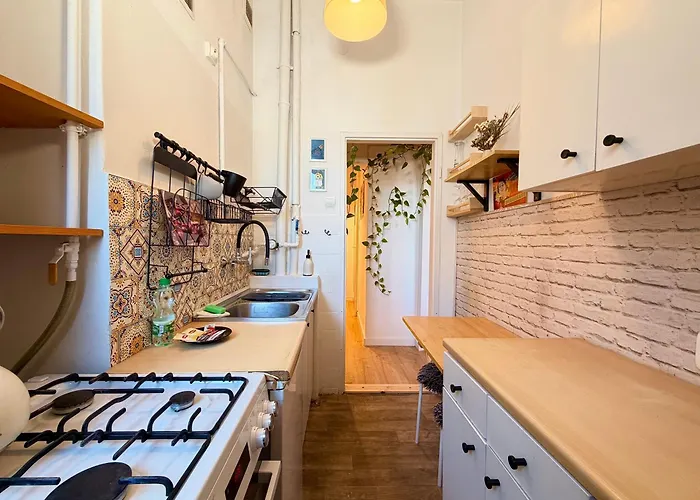 Dabrowskiego Centre By Bookinghost * Wroclaw