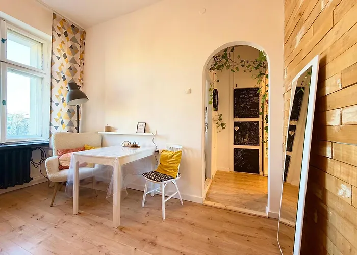 Dabrowskiego Centre By Bookinghost Apartment